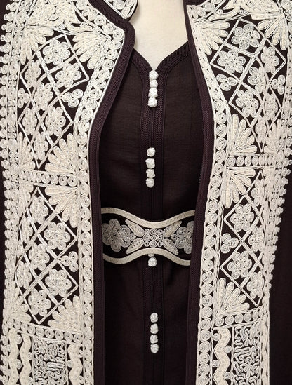 Embroidered Multicolor Bishet.