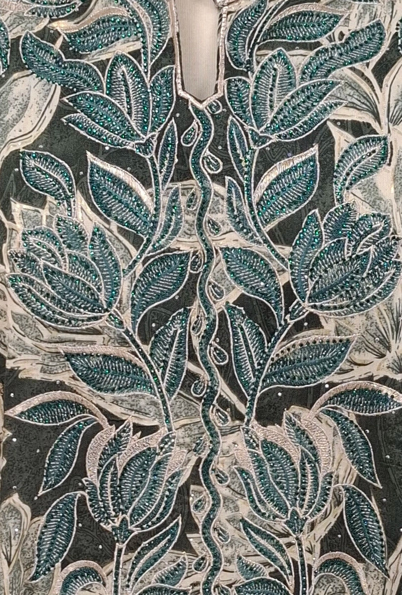Ornate Leaf Velvet Abaya