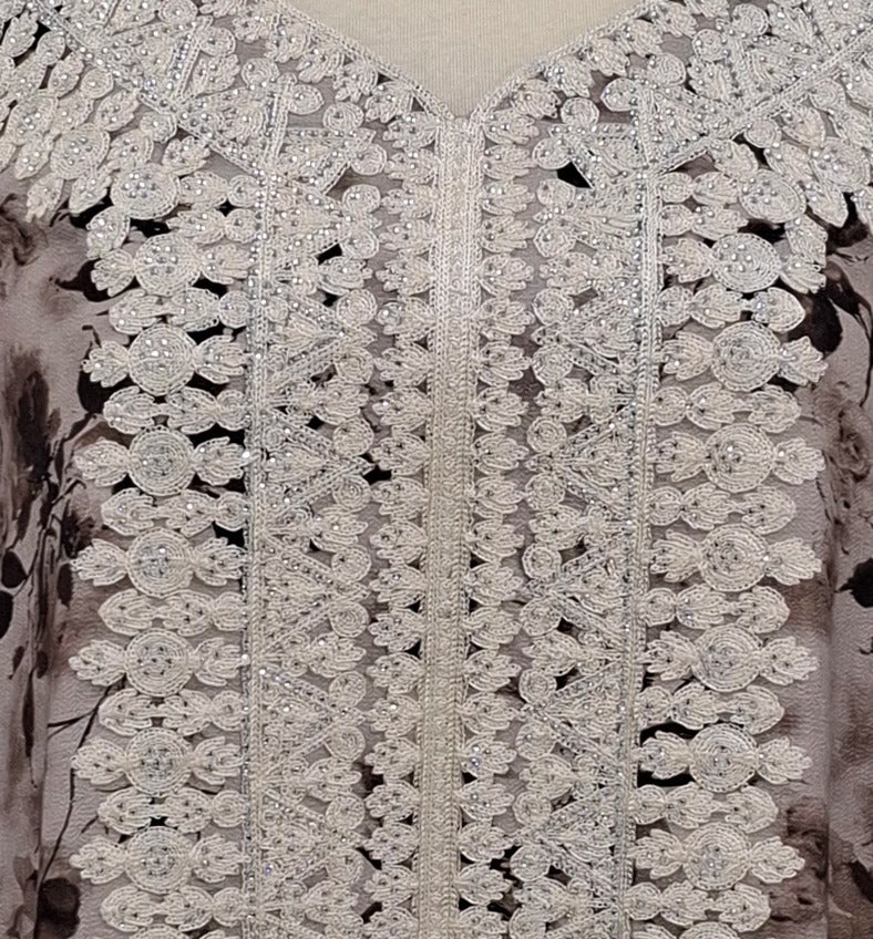 Lace-Trimmed Floral Jalabiya.