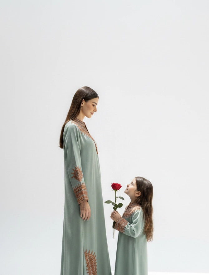 The Majestic Velvet Rose Edition ( Little Girl )