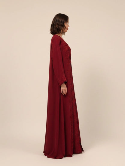 Embroidered U-Neck Bishet.