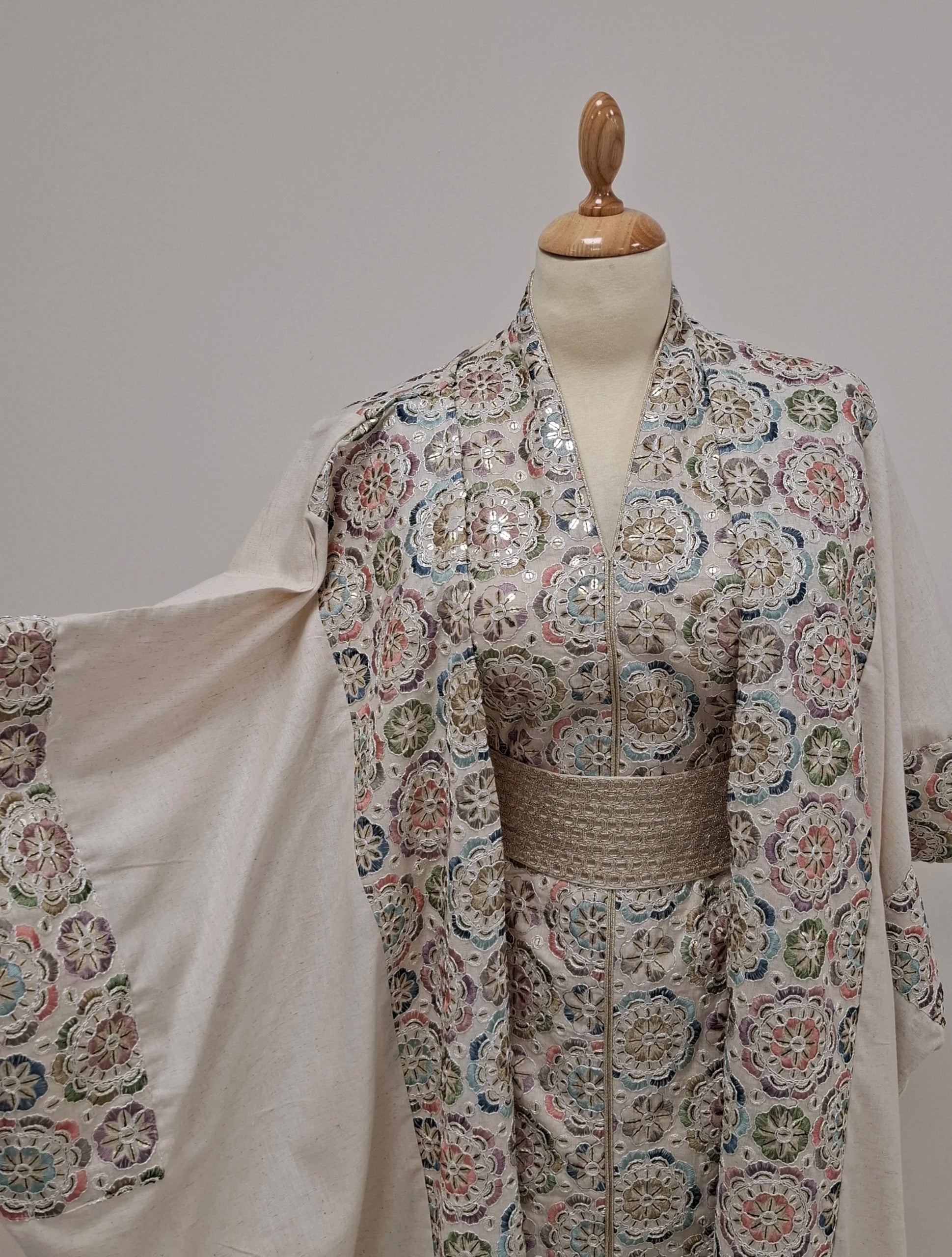 Mosaic Embroidered Pastel Bisht